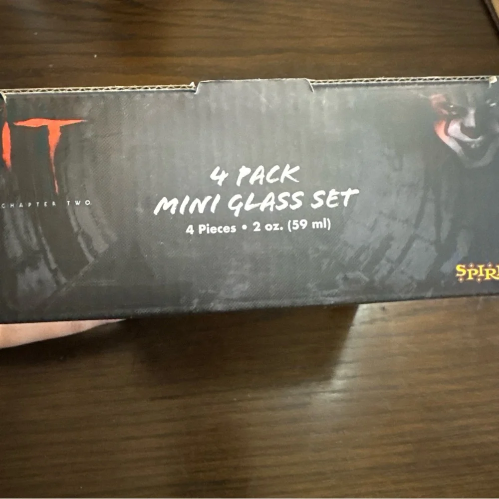 NEW IT Pennywise Shot Glass Cup Set 4pc Mini Glasses Horror Halloween